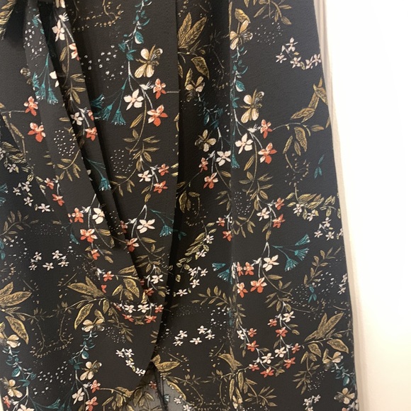 Mendocino wrap skirt in floral pattern - Picture 4 of 5